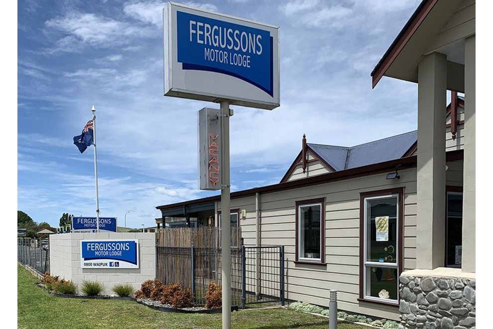 For sale 11 Peel Street, Waipukurau realestate.co.nz