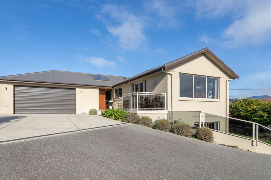 Property value 18 Takitimu Street, Gore realestate.co.nz
