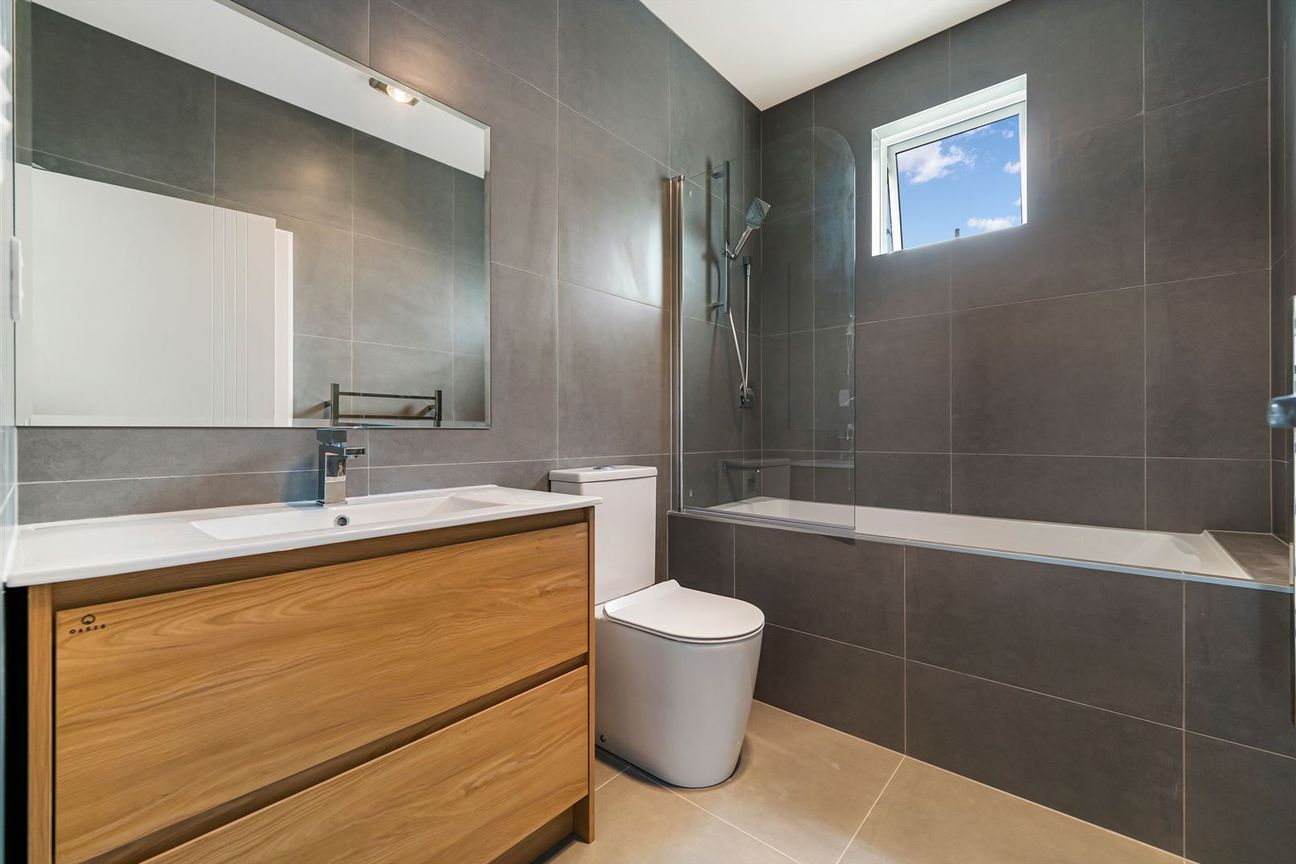 Use me as you will - Sizeable & Brand New 2 Bed Charmer - Widok 5