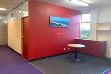 Offices in professional business hub for lease