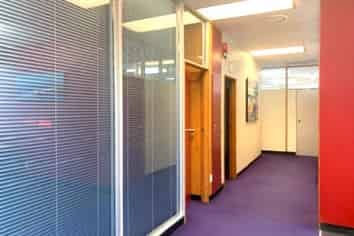 Offices in professional business hub for lease