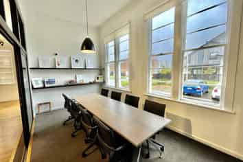 Modern Hobsonville Retail / Office