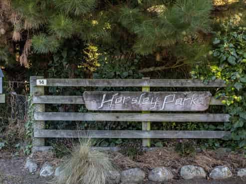 14 Lake Sumner Road, Hawarden