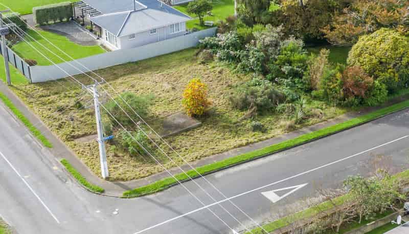 8 Roslyn Road, Levin