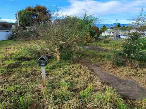 8 Roslyn Road, Levin