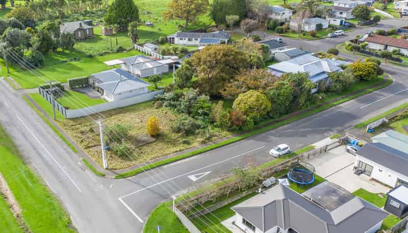 8 Roslyn Road, Levin