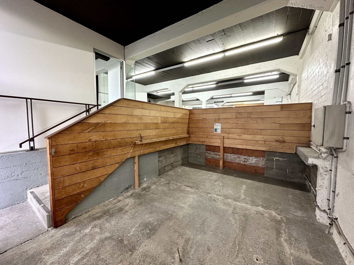 Rare 'Roxburgh Hub' opportunity - Mehr