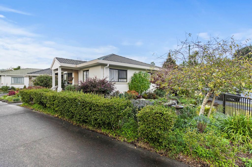 Sold 1/3 Cabeleigh Drive, Helensville realestate.co.nz