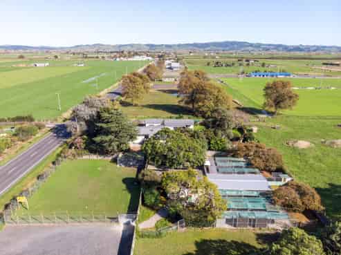 721 State Highway 25, Waitakaruru