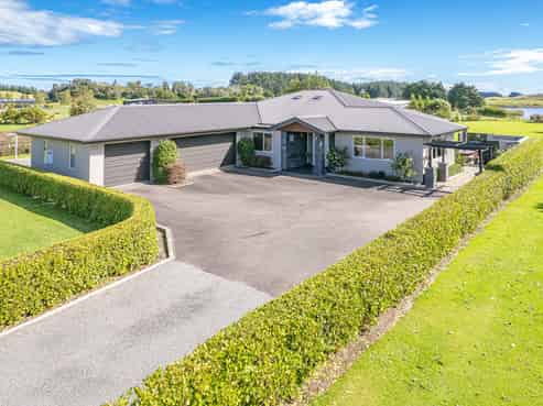 20 Nicholson Drive, Kaitoke