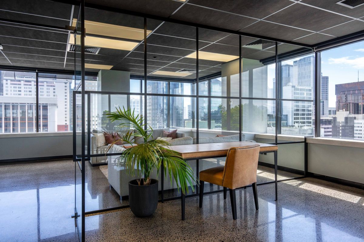 Spacious contemporary office with park views - Ansicht 3