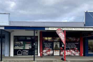 Retail / Office Investment