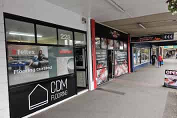 Retail / Office Investment