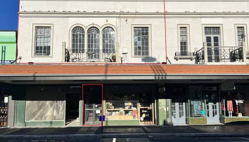 Top Floor/209 Heretaunga Street East, Hastings