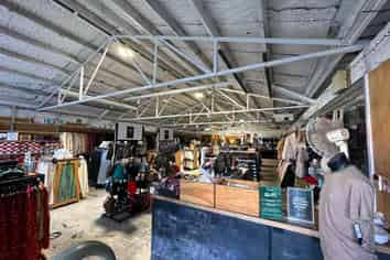Large retail store opportunity