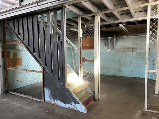 A whole lot of warehouse- For Lease 