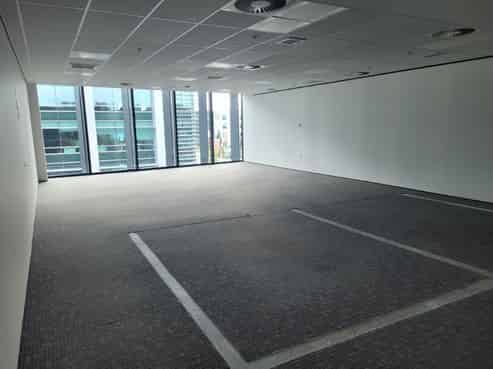 Premium Office in Vibrant Commercial Area