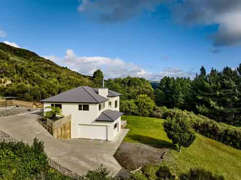 999 Moonshine Road, Judgeford