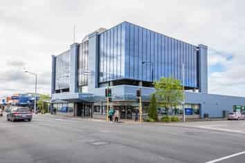 Invest or Occupy - High Profile Building 