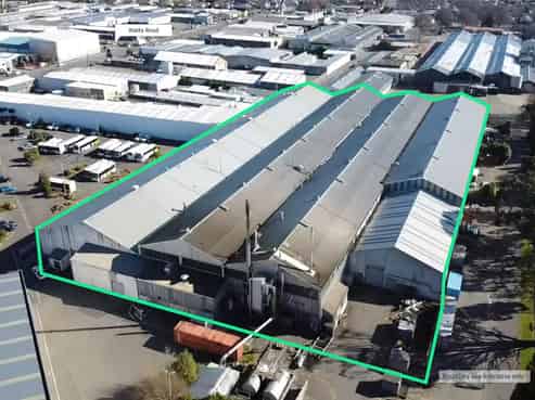 Excellent Connectivity - Versatile Property