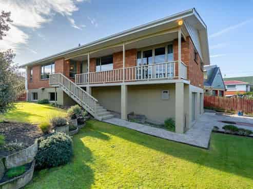 574 Brighton Road, Westwood