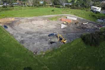 LARGE LONG BAY YARD FOR LEASE