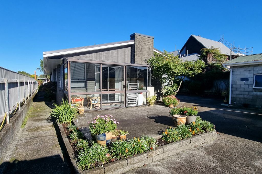 Property value 66 Tudor Street, Hokitika realestate.co.nz