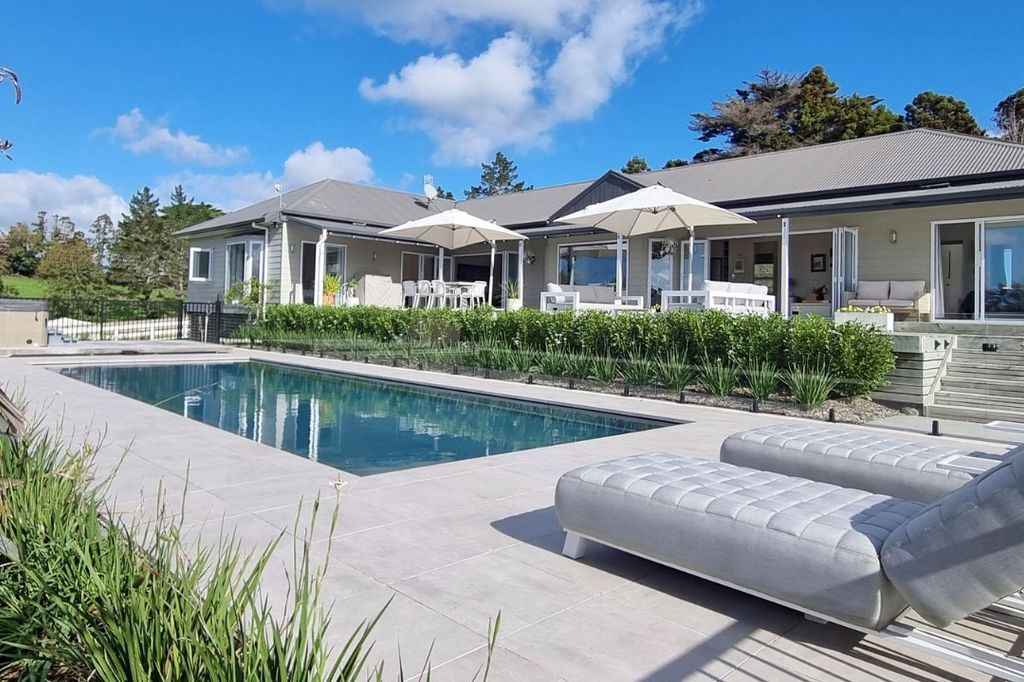 Property value 270 Ireland Road, Waitoki realestate.co.nz