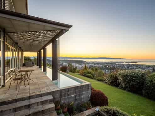 4 City Heights, Nelson