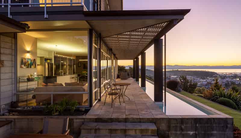 4 City Heights, Nelson