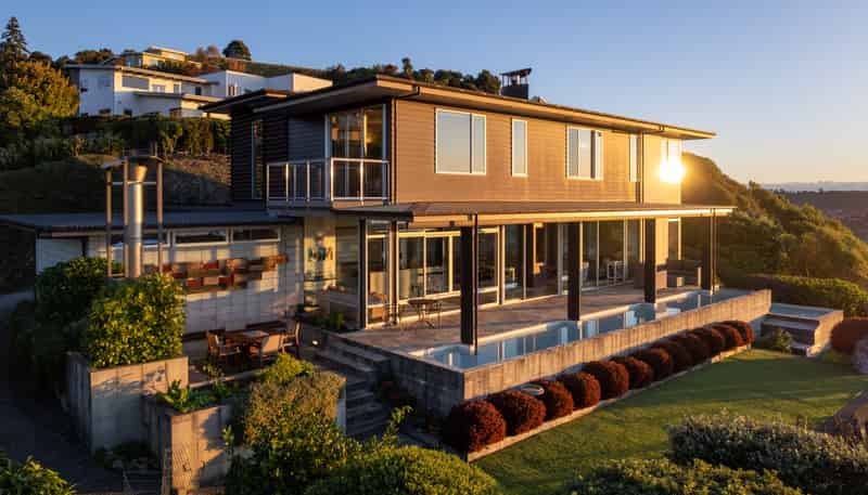 4 City Heights, Nelson