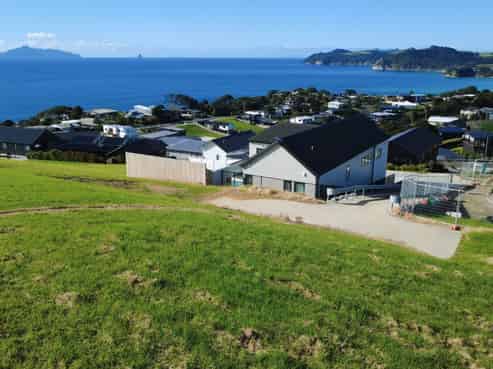 1050 Cove Road, Langs Beach