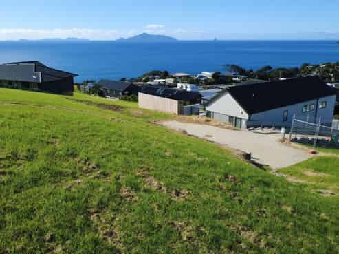 1050 Cove Road, Langs Beach
