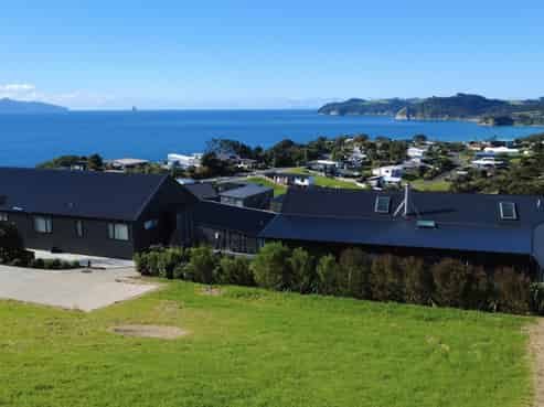 1050 Cove Road, Langs Beach