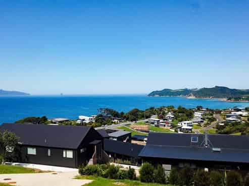 1050 Cove Road, Langs Beach