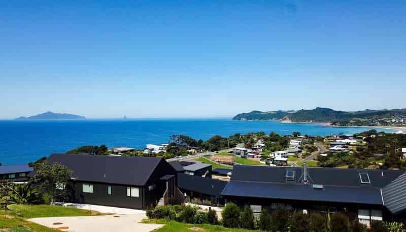 1050 Cove Road, Langs Beach