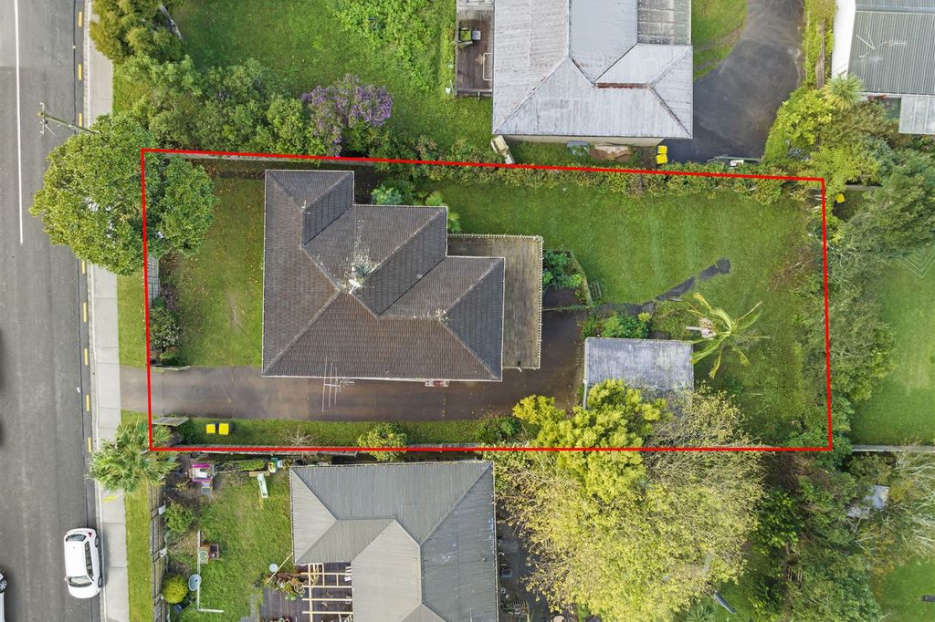 Sold 4 Tonkin Drive, Sunnynook realestate.co.nz