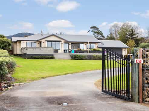 1359 East Coast Road, Whakatiwai
