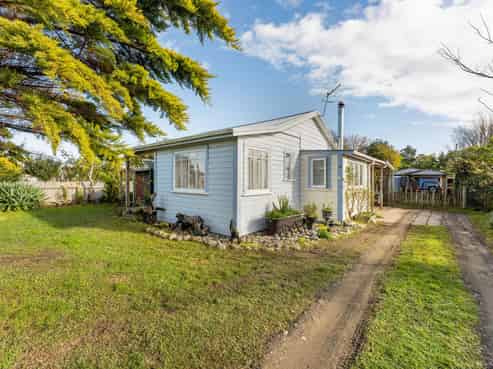 16 Punga Street, Tangimoana