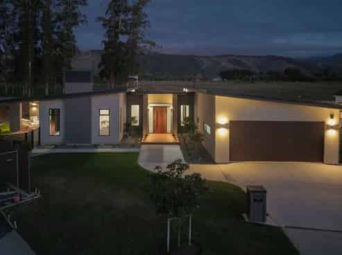 26 Phoenix Palms Grove, Levin