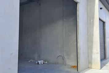 For Lease - Warehouse Unit in Riverhead - Rodney