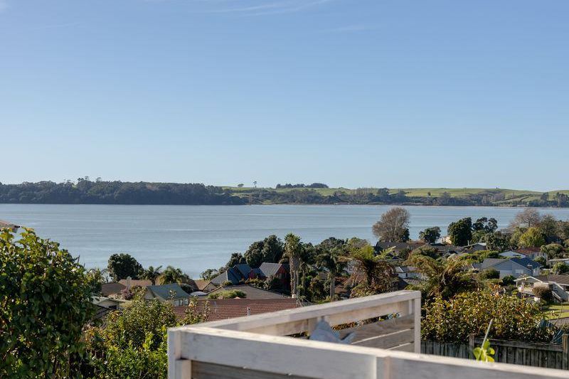 Sold 30 Vivian Drive, Omokoroa realestate.co.nz