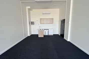 Affordable Birkenhead retail
