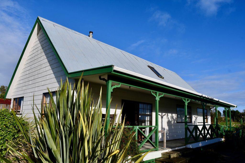 Property value 27 Wharf Road, Karamea realestate.co.nz