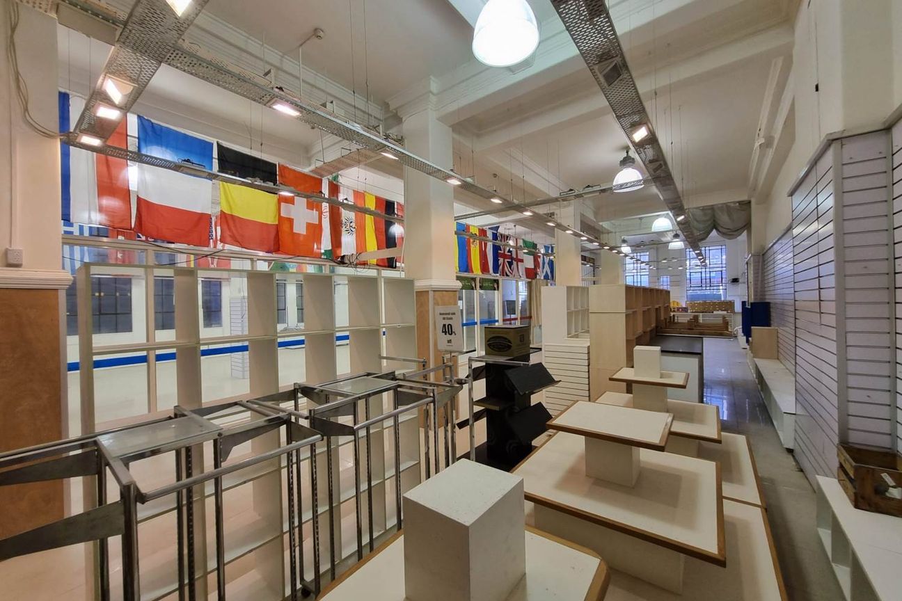 650M² OF AFFORDABLE CBD SPACE - Veduta 4