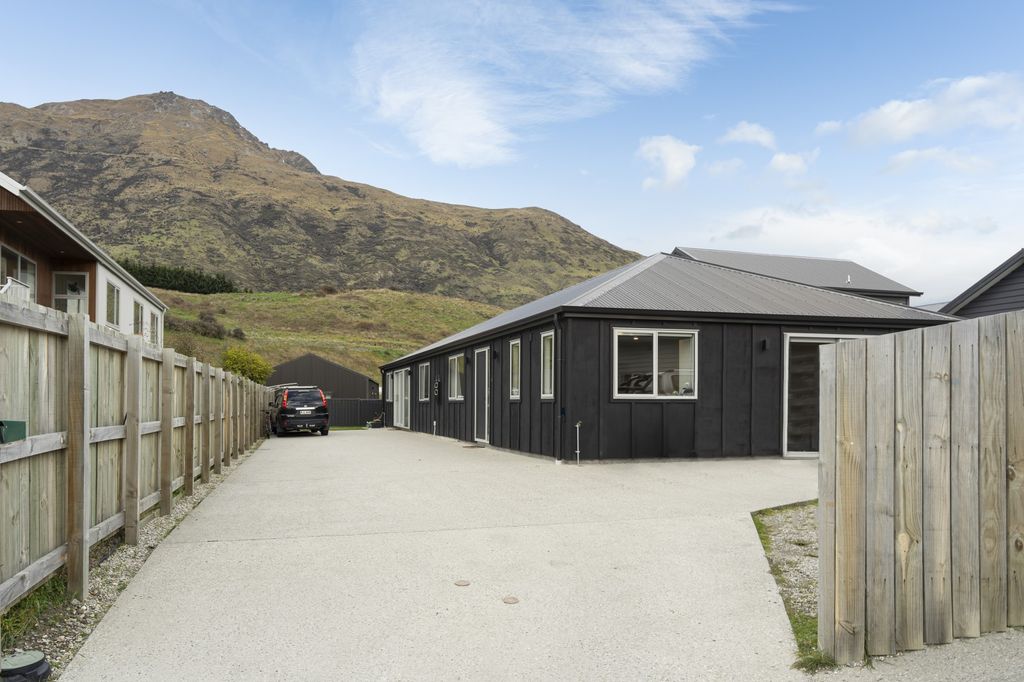 property-value-24-silver-street-dalefield-wakatipu-basin-realestate-co-nz