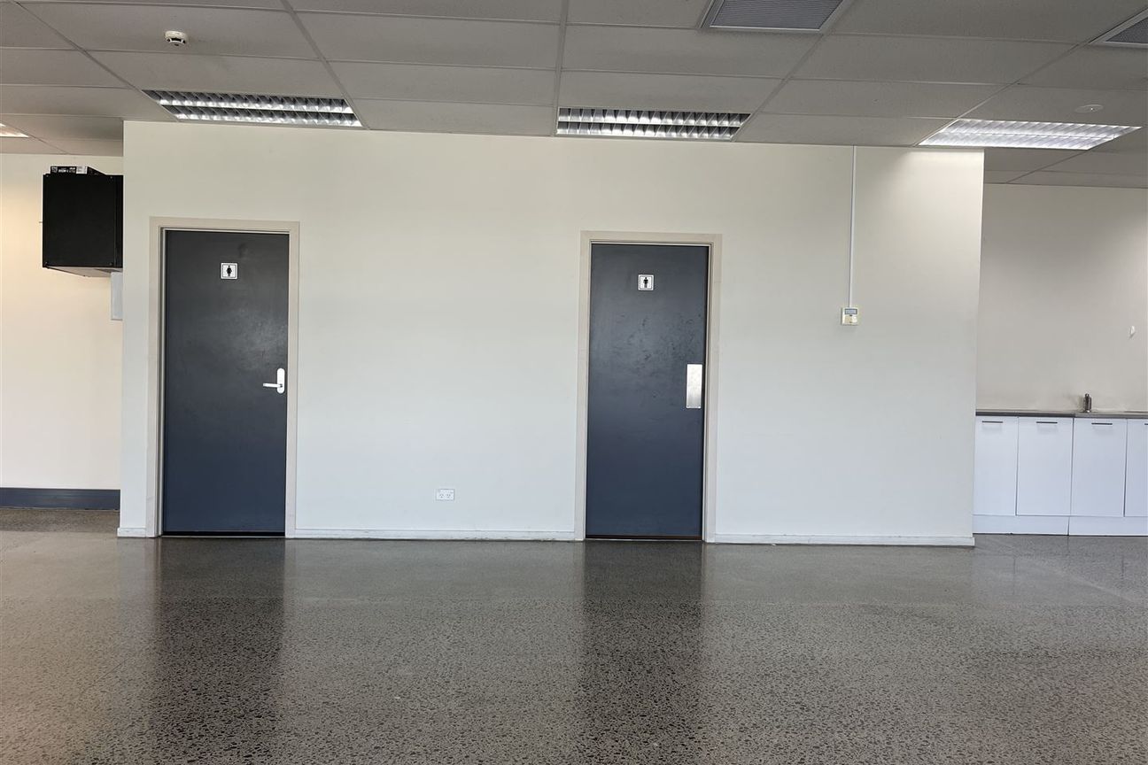 Large Office in Central Auckland - Mehr