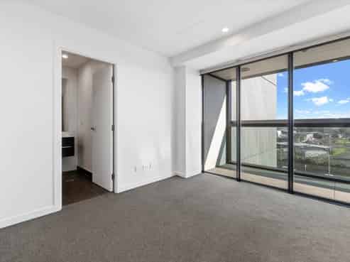 411/8 Lakewood Court, Manukau