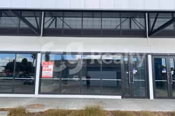 BRAND NEW RETAIL COMPLEX IN PANMURE
