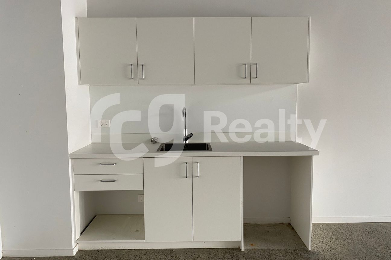SUPREME RETAIL ON JELLICOE - View 4